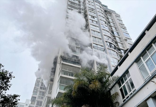星空体育网站：高层失火到底是往上跑还是往下跑？一定要知道关键时刻能救命(图1)
