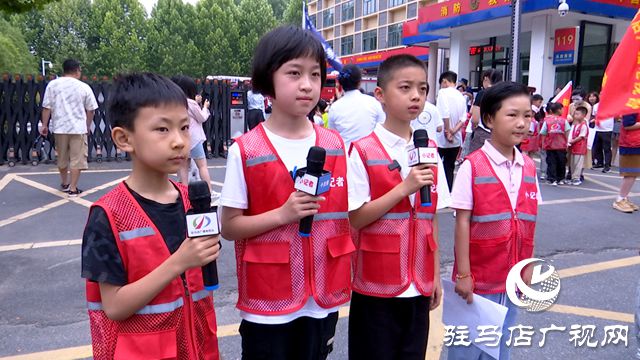 驻马店广播电视台小记者走进六一消防大课堂(图1)