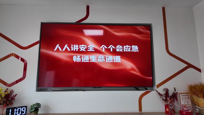 公交车安全逃生知识普及助力市民提升自救能力(图2)