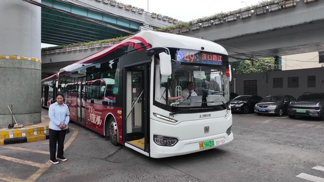 公交车安全逃生知识普及助力市民提升自救能力(图4)