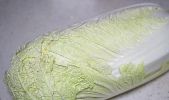 大白菜热量低更是身体灭火器临近立冬多吃几次排毒还防便秘(图1)