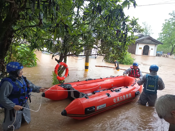 黄山多部门闻“汛”而动！积极应对强降雨天气(图1)