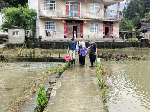 黄山多部门闻“汛”而动！积极应对强降雨天气(图3)