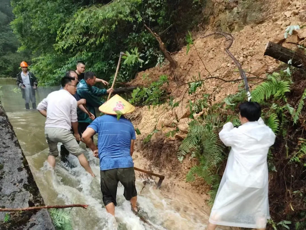 黄山多部门闻“汛”而动！积极应对强降雨天气(图6)