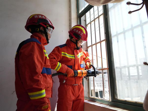 江苏省邳州市全面深化“拆窗破网”专项治理(图2)
