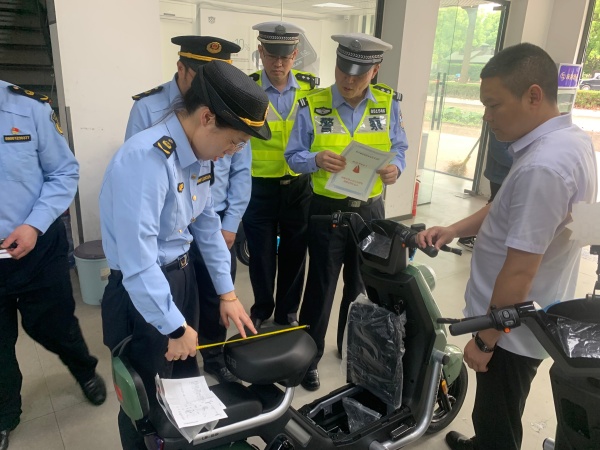 聚焦电动自行车安全金山有近30万辆电动自行车怎么管？(图3)
