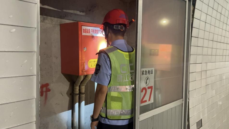 隧道巡检员李杰：酷暑中坚守为隧道安全运营“把脉”(图2)