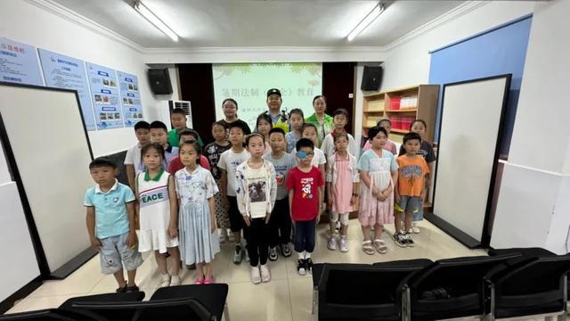 消防安全、防骗防拐……宝山这里开展暑期安全教育活动(图2)