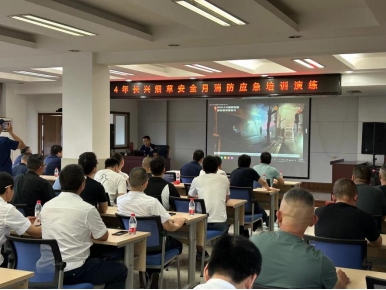 浙江长兴：消防演练警钟鸣守护安全防火墙(图1)