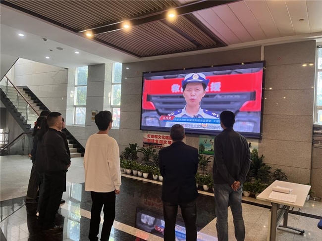 浙江长兴：消防演练警钟鸣守护安全防火墙(图2)