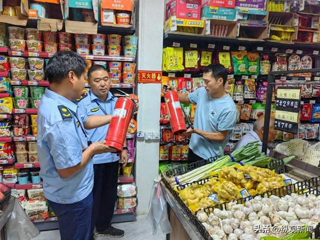 唐河县桐河乡开展消防器材专项检查筑牢安全“防火墙”(图1)