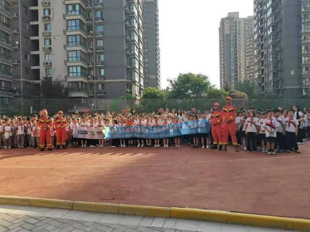 火速行动——未央区长乐第二小学消防演练活动(图6)