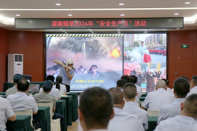 江苏灌南：“学练宣防”并举全力畅通生命通道(图1)