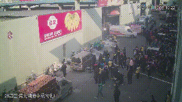 2次复燃用光11具灭火器！电动自行车起火……(图2)