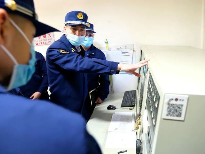 星空体育：【平武】开展固定消防设施现场学习(图2)