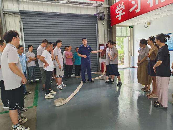 运城消防：走进辖区企业开展消防安全宣传培训暨演练活动(图3)