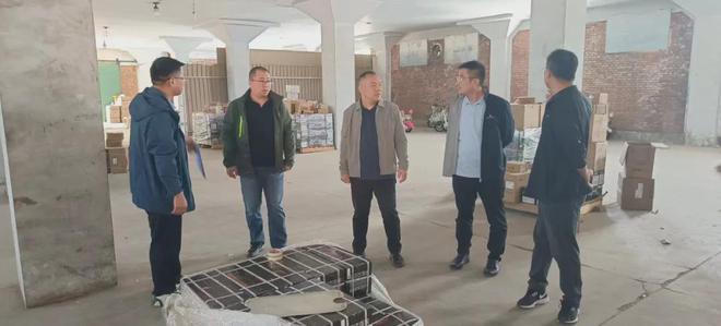 市国资管理公司开展国庆期间安全督导检查(图1)