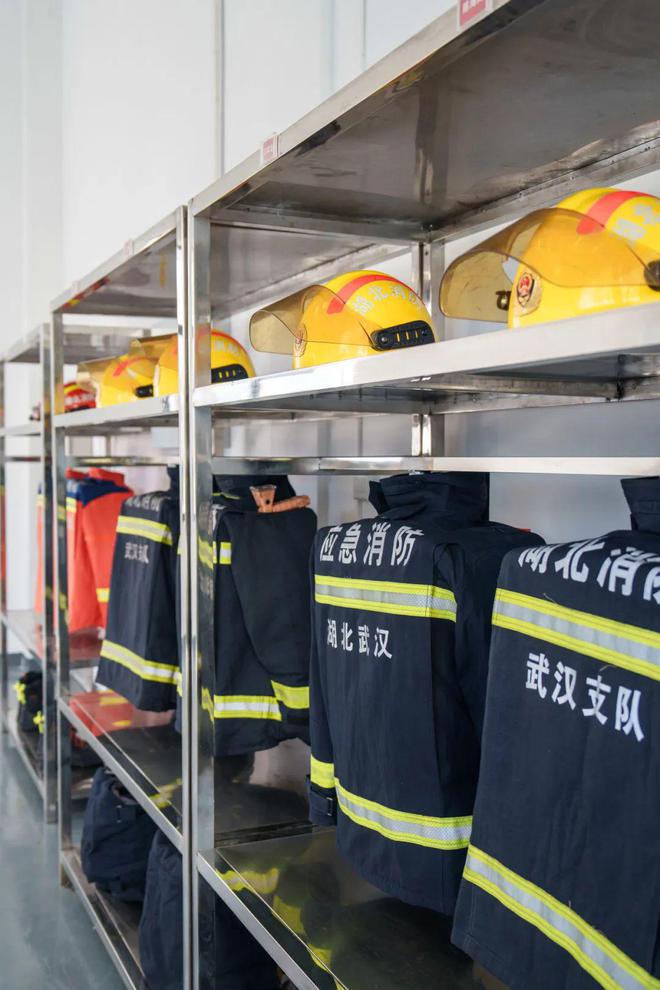 有一种“凡尔赛”是家门口有体育公园(图21)