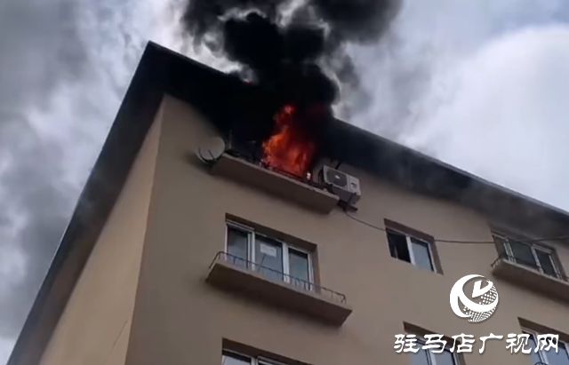 消防队员支招火灾发生时如何正确逃生(图2)