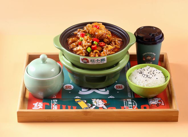 炊小煲：煲制艺术匠心独运的美食传奇(图2)