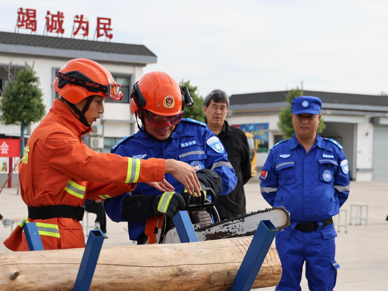 星空体育：培训人数超1200人河南“送教下基层”打通森林火灾扑救能力提升最后一公里(图3)