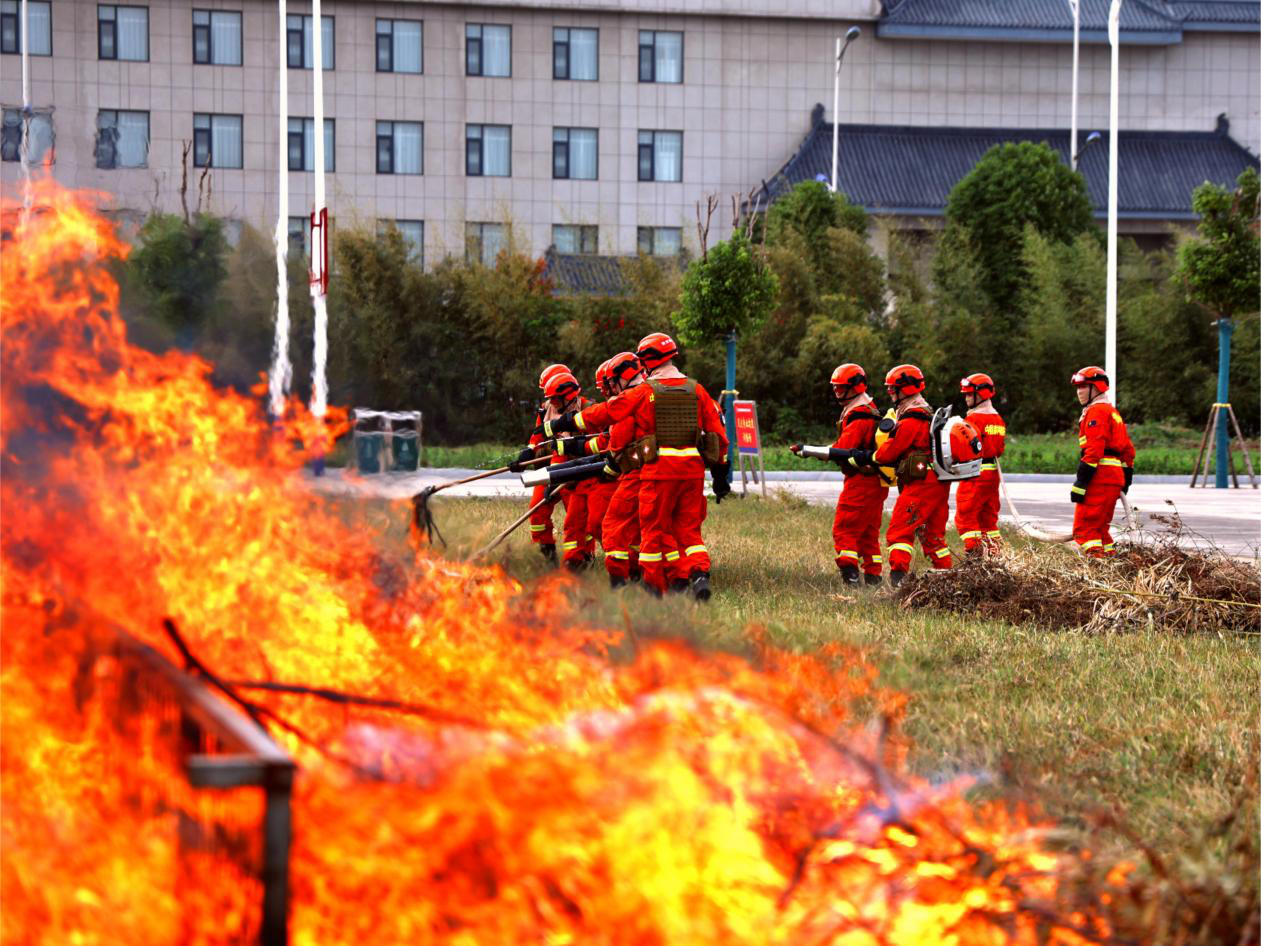 星空体育：培训人数超1200人河南“送教下基层”打通森林火灾扑救能力提升最后一公里(图1)
