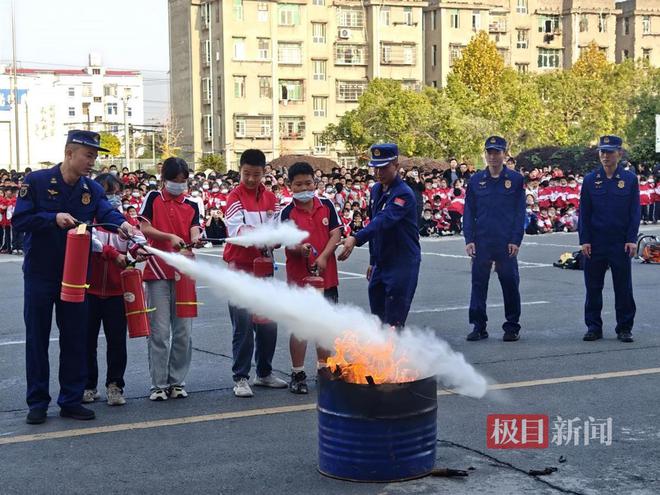 湖北荆州：开展消防宣传月系列活动筑牢全民消防安全意识(图12)