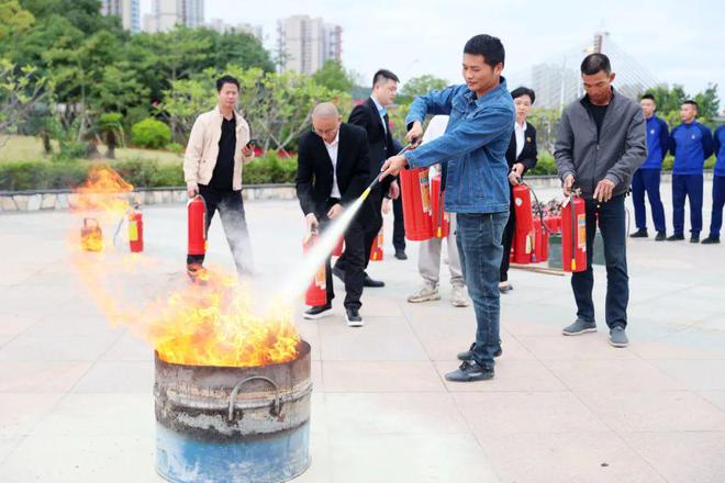 事关消防安全！南安这场培训会干货满满(图1)