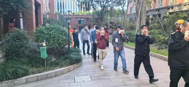 社区、园区、校园齐动员！这个街道开展消防安全系列活动(图1)