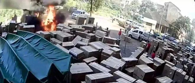 【今日安全科普】火场逃生时这些要点要谨记(图1)