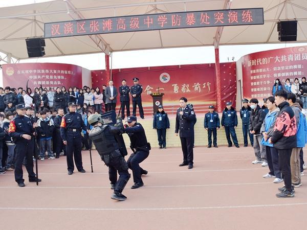 汉滨区张滩高级中学多措并举筑牢校园冬季安全防火墙(图4)