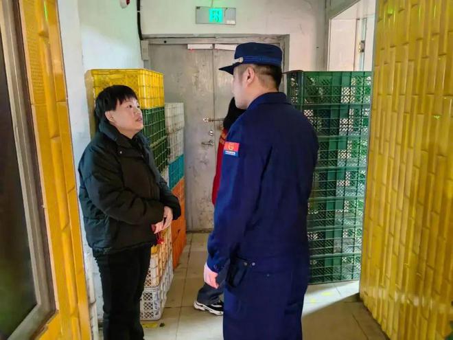 长治消防集中“进企业”拧紧生产“安全阀”(图6)