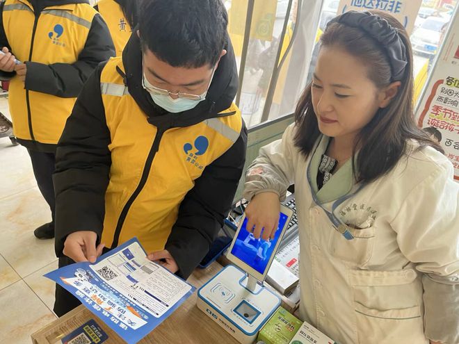 东营市黄蓝公益：以实践育新苗用公益暖寒冬(图2)