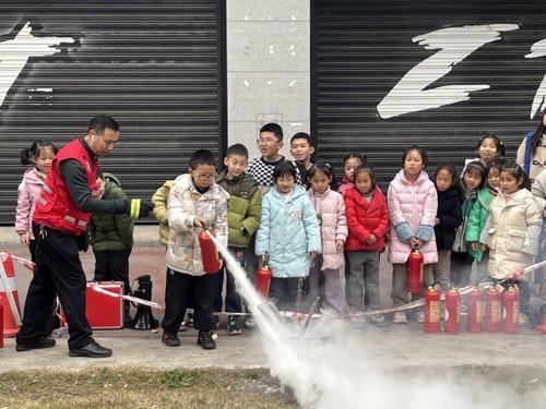 成都武侯区簇锦街道应急文化体验馆：为小学生筑牢安全防线(图9)