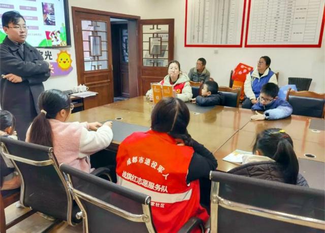 成都市金牛区退役军人在社区“微网实格”专项治理中大展风采(图2)