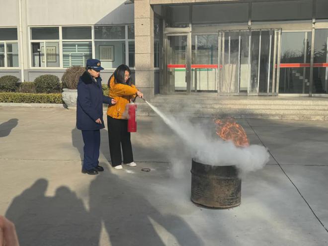 铁岭市消防救援支队深入市医院新址开展防消联勤工作(图5)
