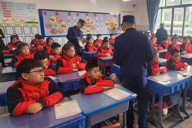 消防宣传进校园全力护航“开学季”！(图8)