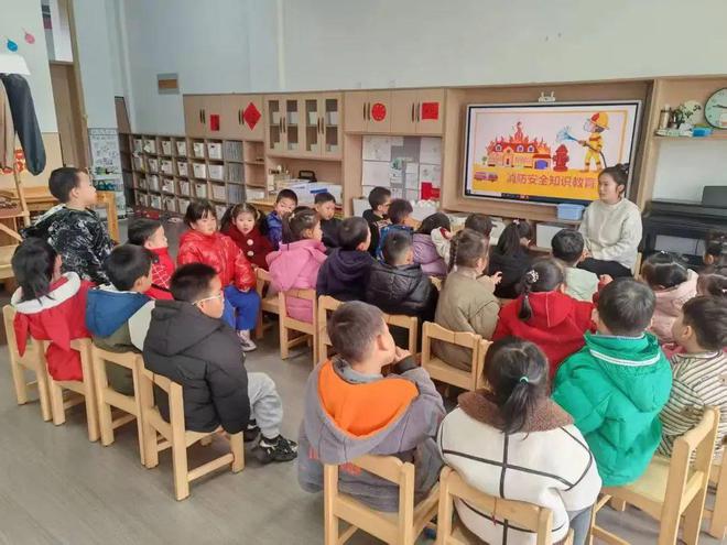 基层动态丨天台县各校“火热”开启消防安全“开学第一课”每一课都精彩(图4)