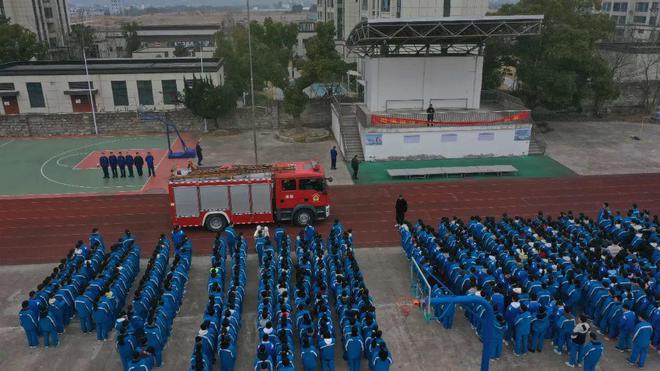 基层动态丨天台县各校“火热”开启消防安全“开学第一课”每一课都精彩(图5)