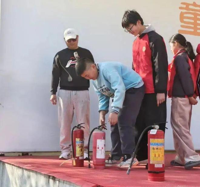 基层动态丨天台县各校“火热”开启消防安全“开学第一课”每一课都精彩(图6)