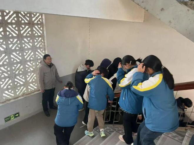 淮滨县马集镇初级中学：强化应急响应共筑安全防线(图4)