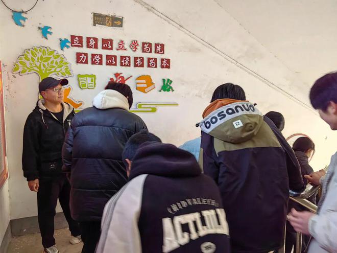 淮滨县马集镇初级中学：强化应急响应共筑安全防线(图3)