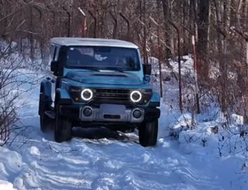星空体育：国产最好的越野车212T01长风雪野试炼凭硬核实力尽显锋芒(图2)