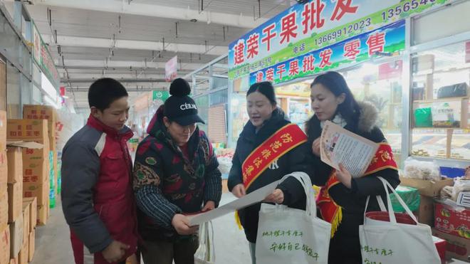 小信说安全▍十二师：排查守护“不停歇”拧紧春节“安全阀”(图1)