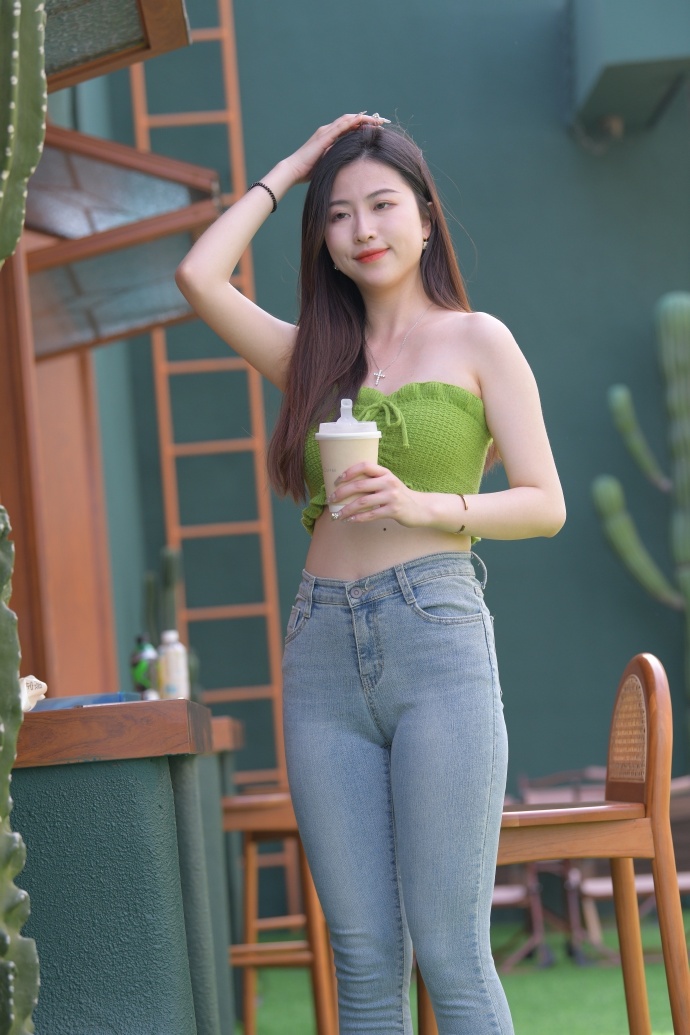 胆小的妈妈纵容了我txt-胆小的妈妈纵容了我txt手机版V6(图1)