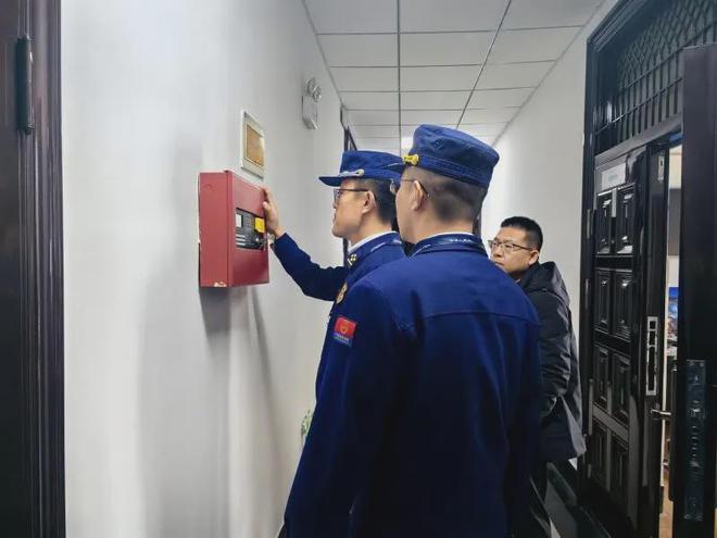 长治：消防检查“紧箍咒”宣传念好“安全经”(图2)