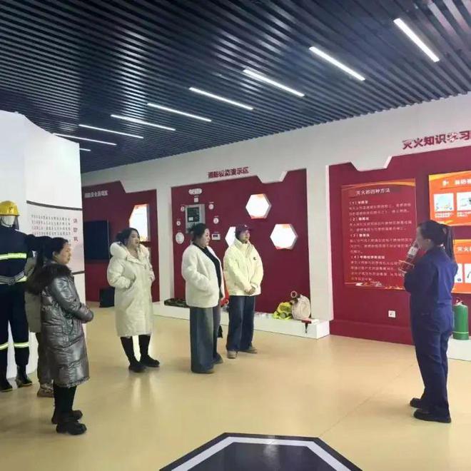 忻州消防打卡消防科普教育馆“沉浸式”解锁新体验(图2)