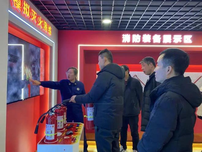 忻州消防打卡消防科普教育馆“沉浸式”解锁新体验(图1)