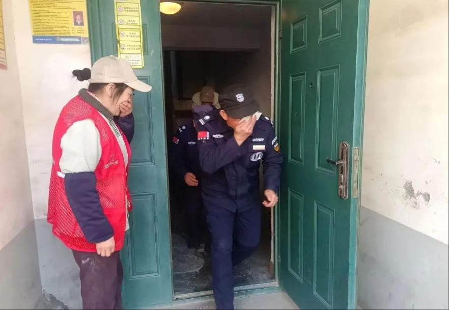 东营港经济开发区消防救援大队开展物业服务企业消防培训(图1)