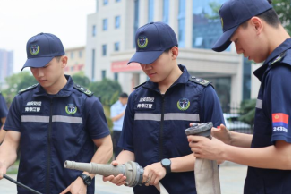 “蓝朋友”传授安全术青春义警练就真本领！(图10)